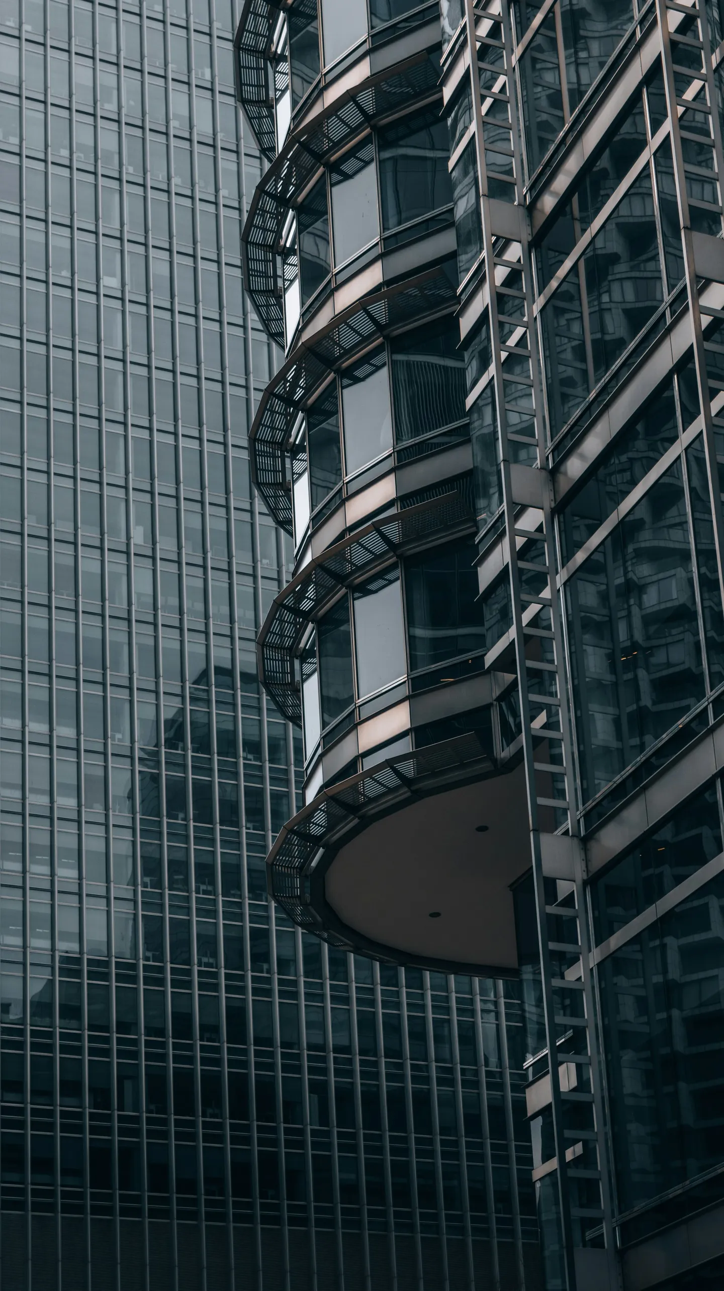 Geometric glass architecture in London’s Canary Wharf district